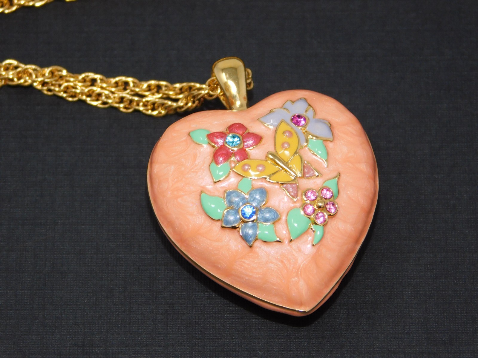 Vintage JOAN RIVERS Enamel & Crystal Floral Puffy Heart Pendant Chain Necklace
