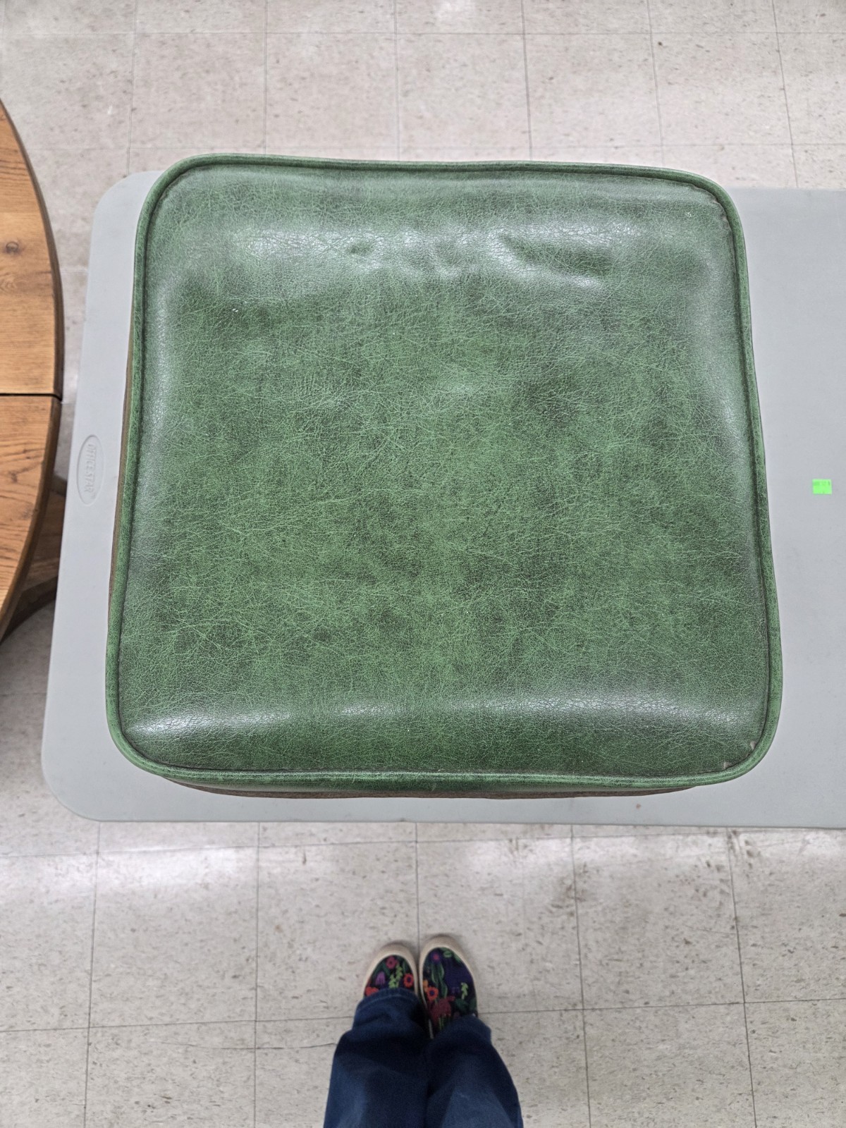 VINTAGE WONDERFUL MID CENTURY, AVOCADO GREEN VINYL, FOOT STOOL WITH LEGS!