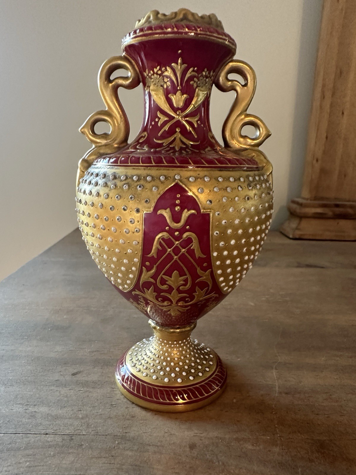 Antique 1890s  Coalport Red Porcelain Vase Urn W/Hand Painted Gold Scrolls 6”T