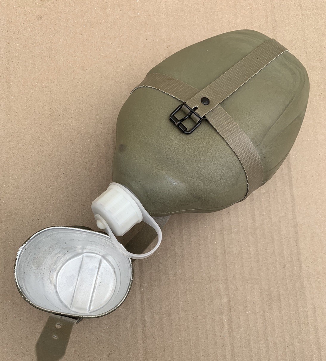 East German Military Insulated Canteen w/ Cup