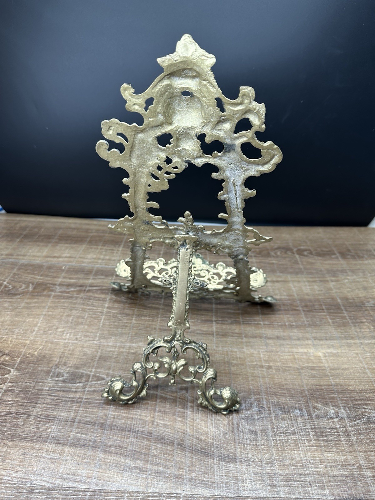 Vintage Rococo Revival Style Polished Brass Table Display Easel Ornate