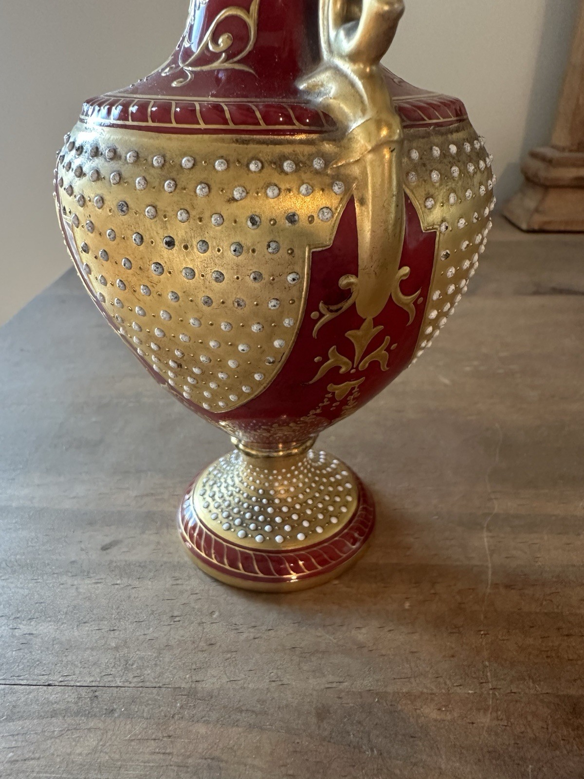 Antique 1890s Coalport Red Porcelain Vase Urn W/Hand Painted Gold Scrolls 6”T