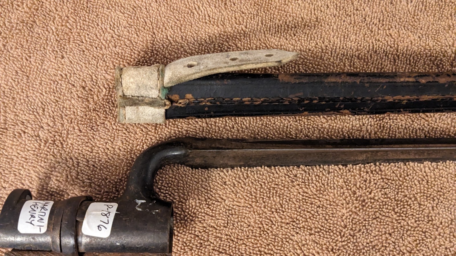 1876 Martini Henry British socket bayonet with leather scabbard Boer War WWI