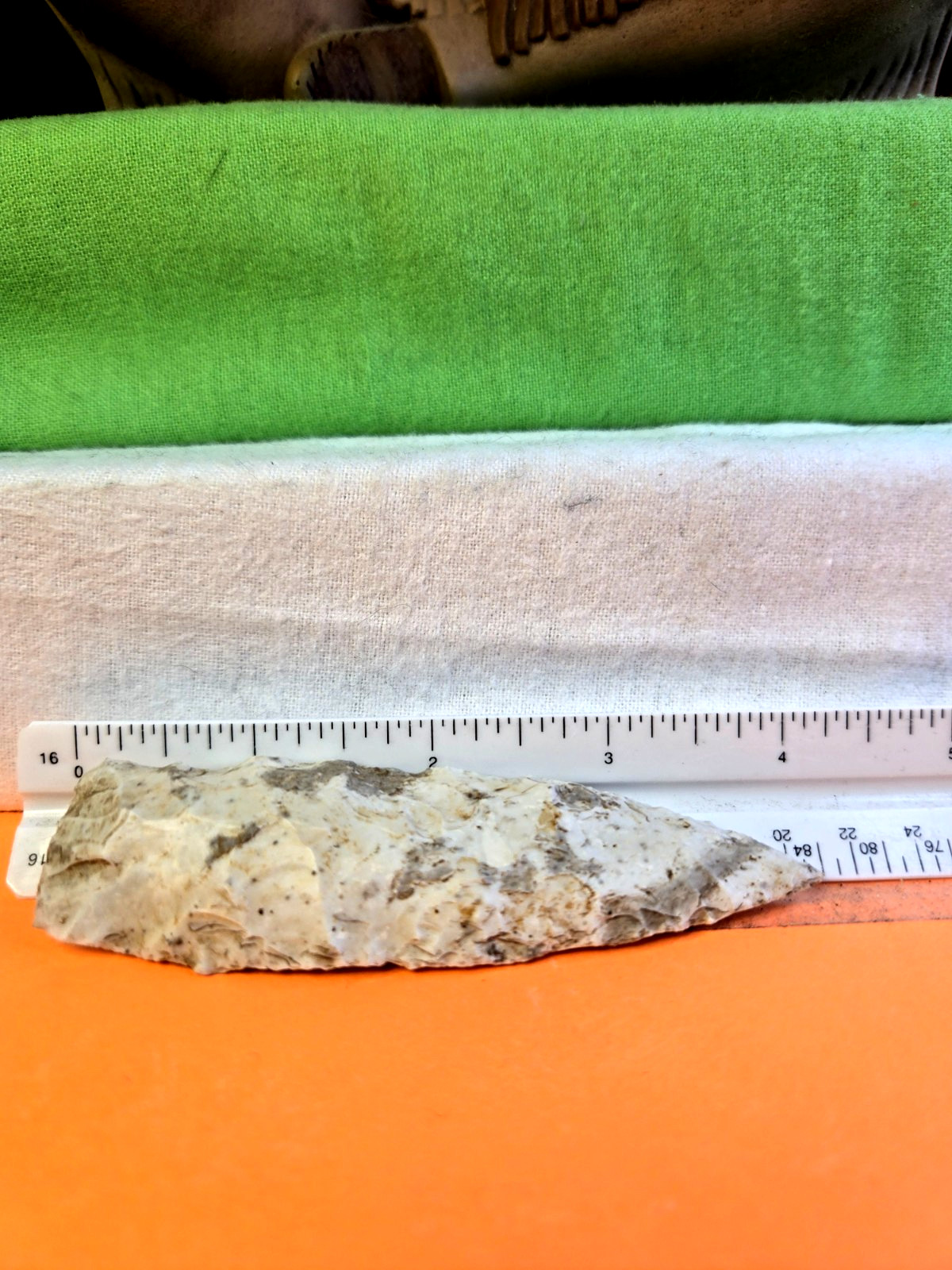 Authentic finely made Sedalia point made of Burlington chert Cass co ILL.