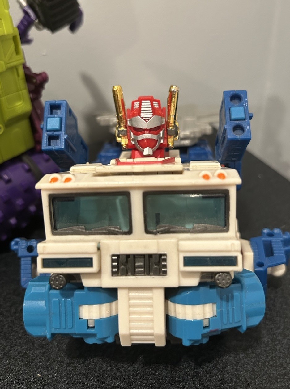 Transformers Lot Optimus Jetfire Armada Scavenger Ultra Magnus parts/repair