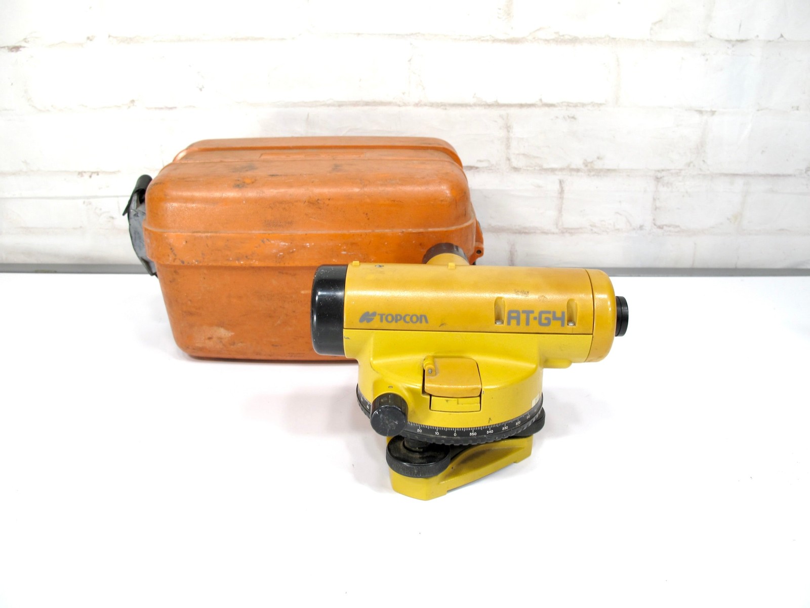 Topcon AT-G4 Automatic Survey Level w/ Case 26x Magnification