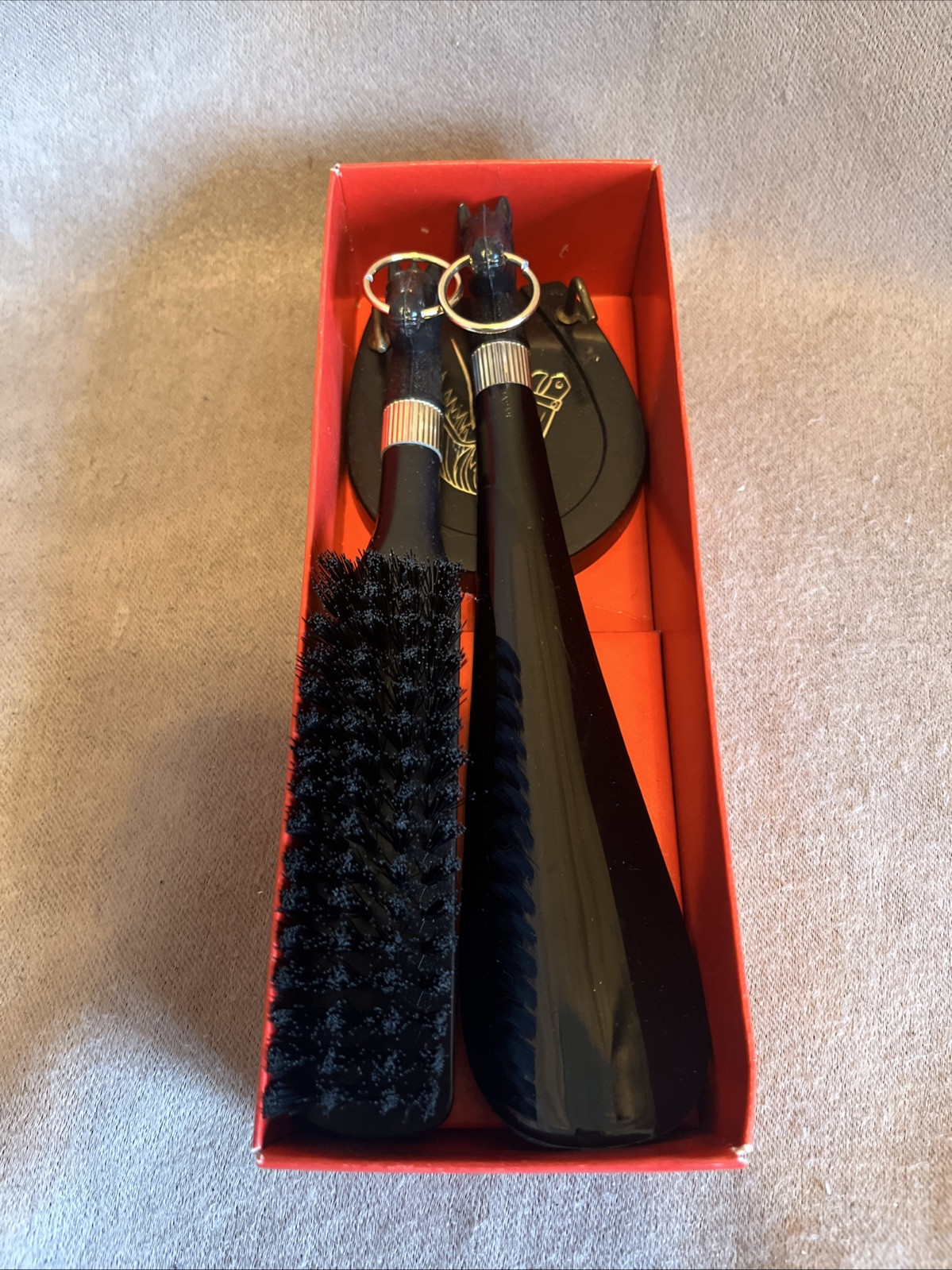 VTG 1960's REGENCY Travel Horse Brush, Shoehorn & Wall Plaque NEW IN BOX UNUSED