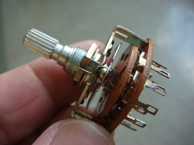 ONE Lot 5 Rotary Switches 3-Position, 4-Pole -- JAMECO #101557 -- New & Unused