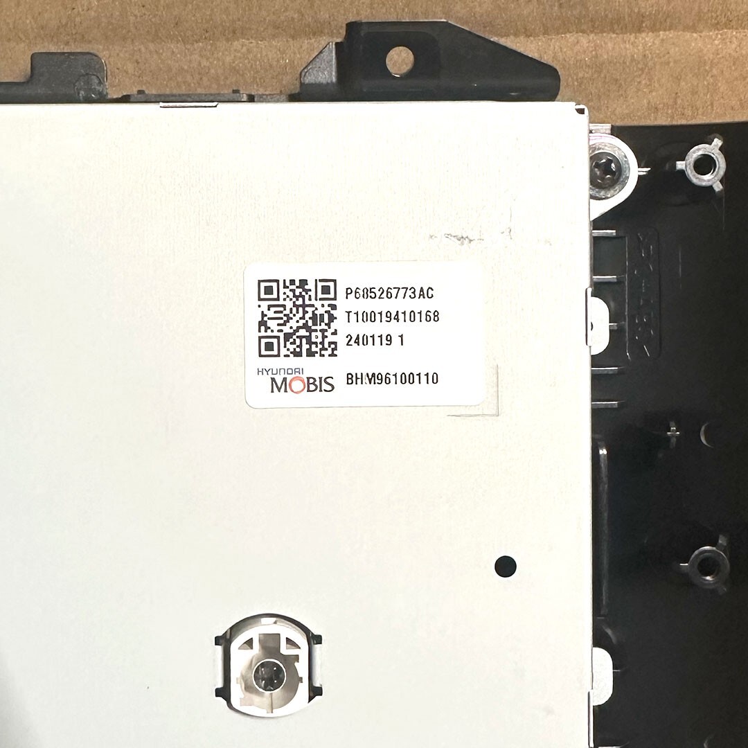 NEW OEM 2022-2024 Ram 1500 2500 3500 Center Stack Controls w/ Screen 68526773AC