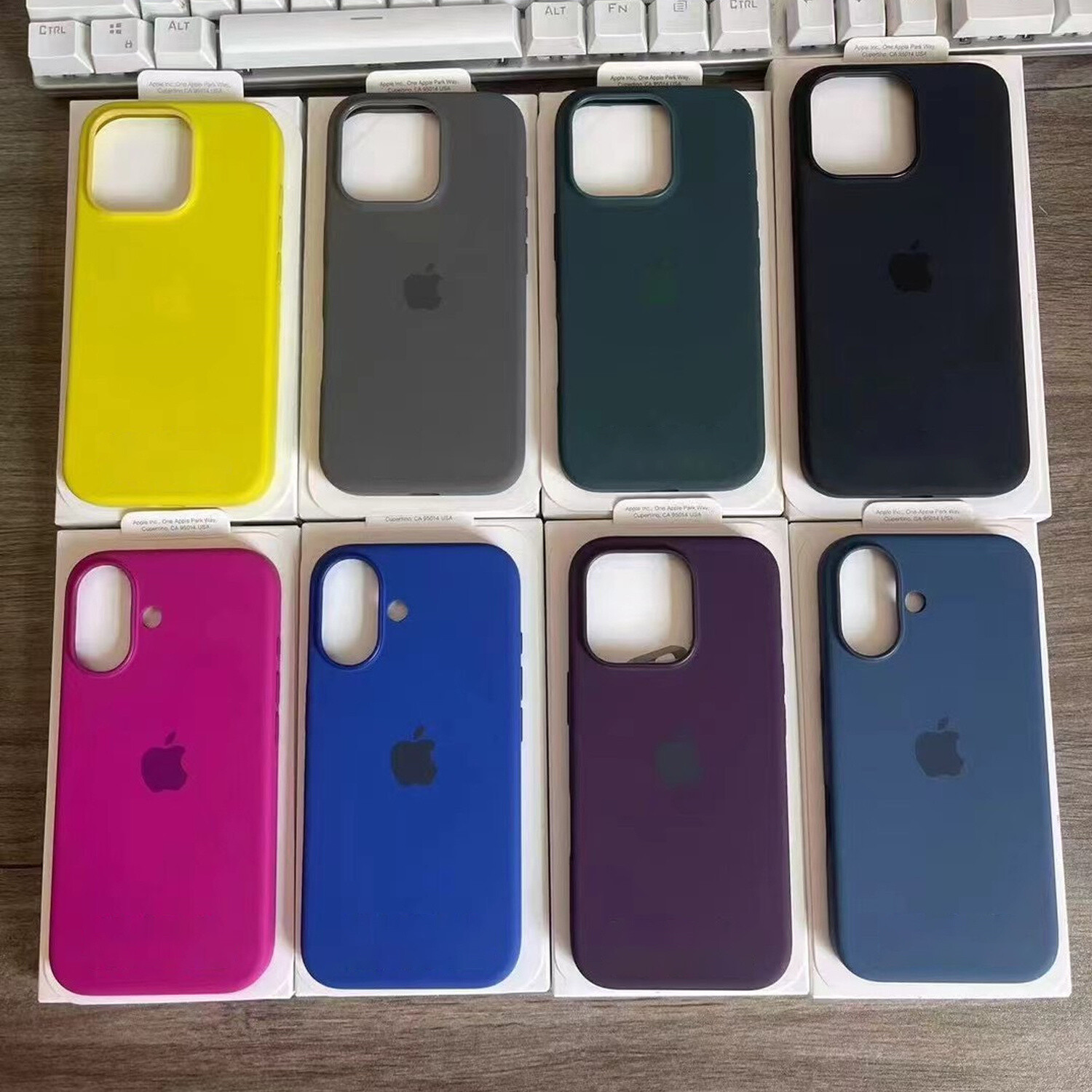 New Original Silicone Magnetic Case For iPhone 16 Pro Max 16 Plus