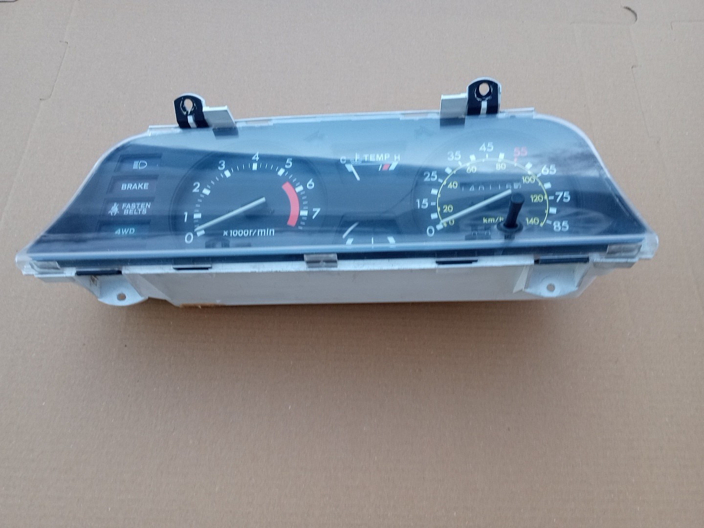 Toyota Hilux Pickup 1982-1983 4WD SR5 Speedometer Cluster Gauge OEM 140K