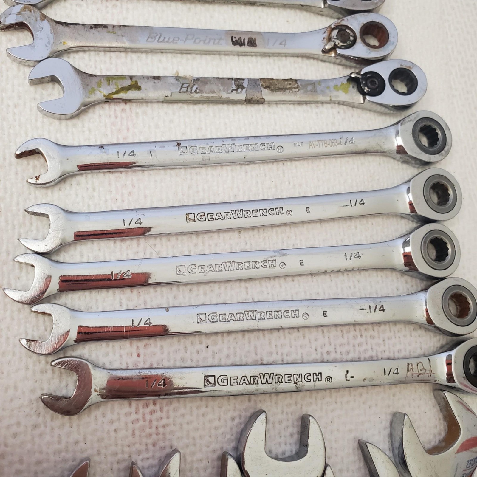 Lot of 28 Gear Wrench & Blue Point Combination Wrench Set LOT-388
