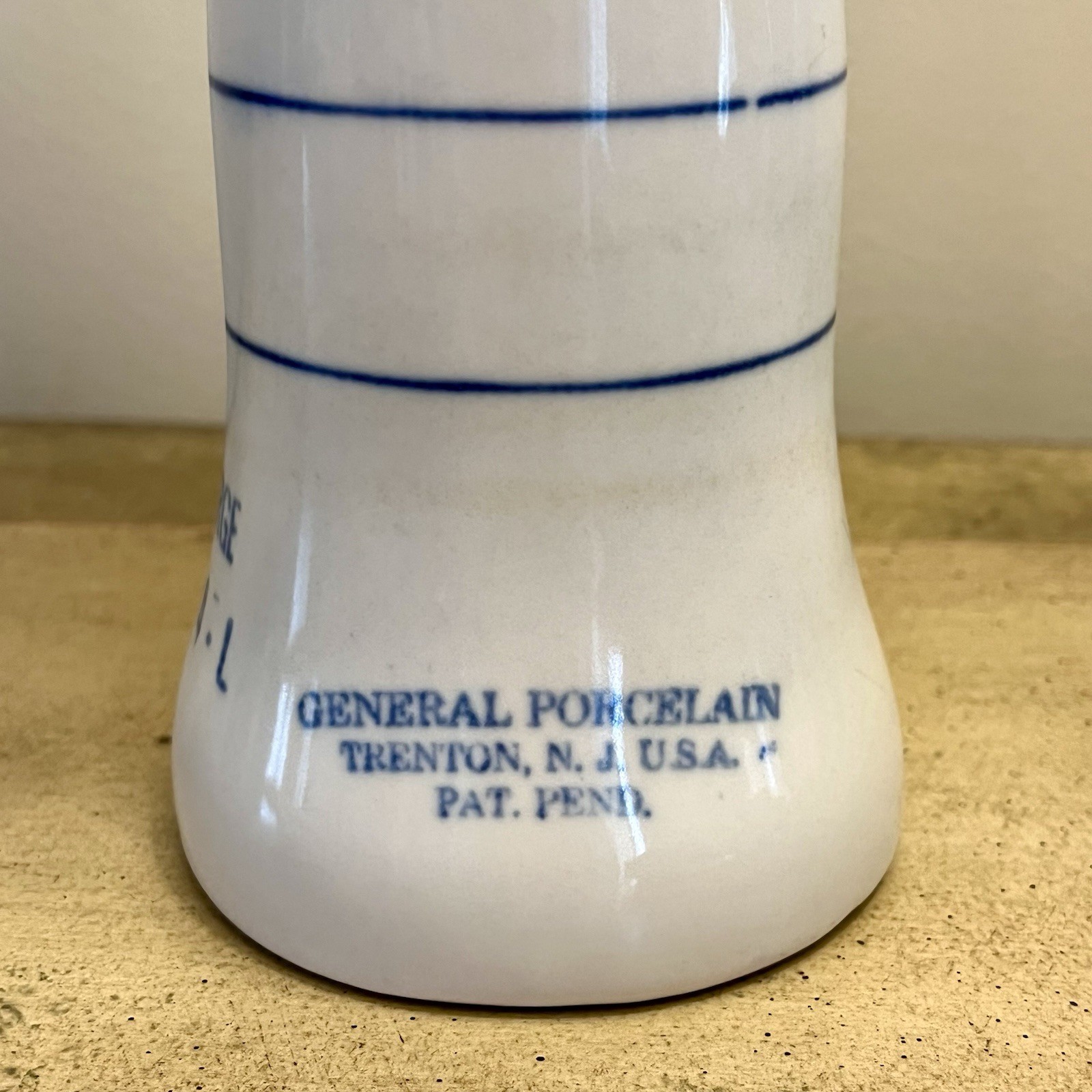 Vtg 1976 GENERAL PORCELAIN Commercial Large Hand Glove Mold Mannequin 14”Display