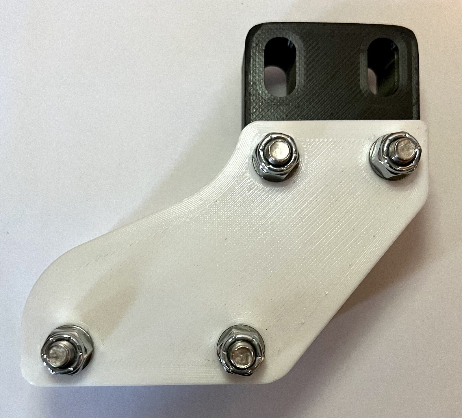 YAMAHA BANSHEE SWINGARM CHAIN GUIDE SLIDER 1987-06 WHITE / BLACK CUSTOM LOGO