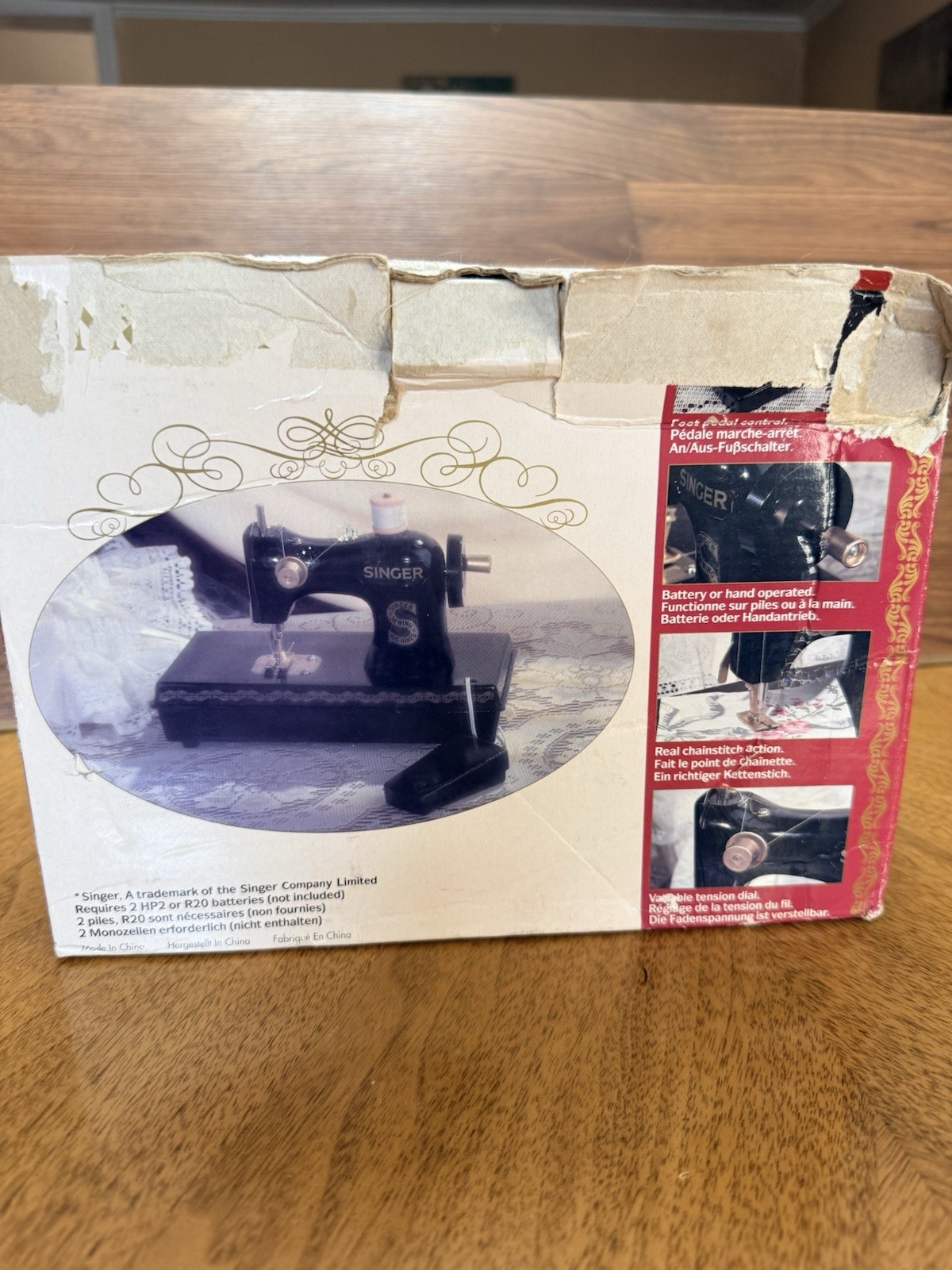 Singer Toy Child Sewing Machine Foot Pedal Black Gold W Box Works Vintage