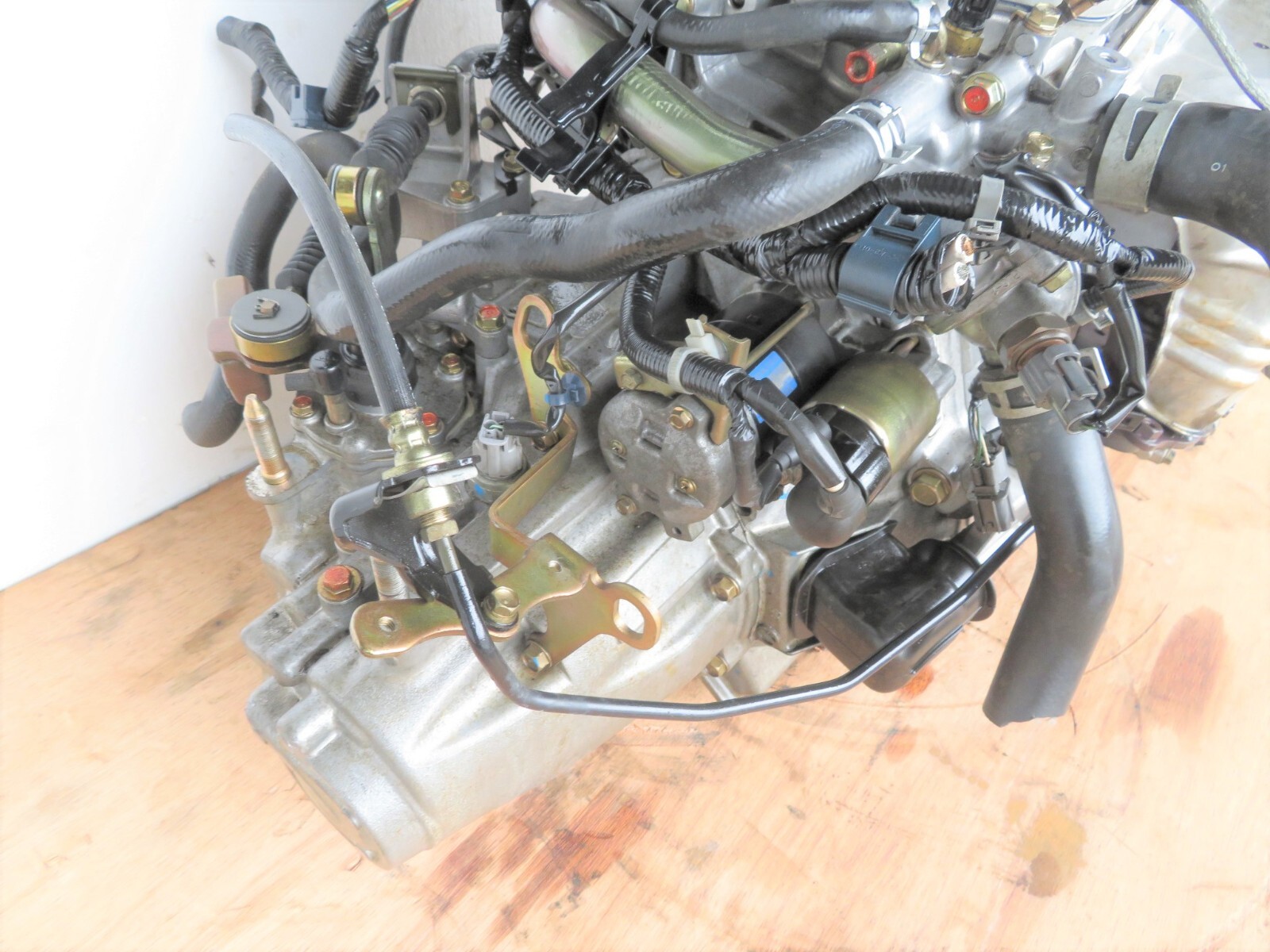 01-05 HONDA CIVIC 1.7L ENIGNE VTEC 5 SPEED MANUAL TRANSMISSION JDM D17A MOTOR