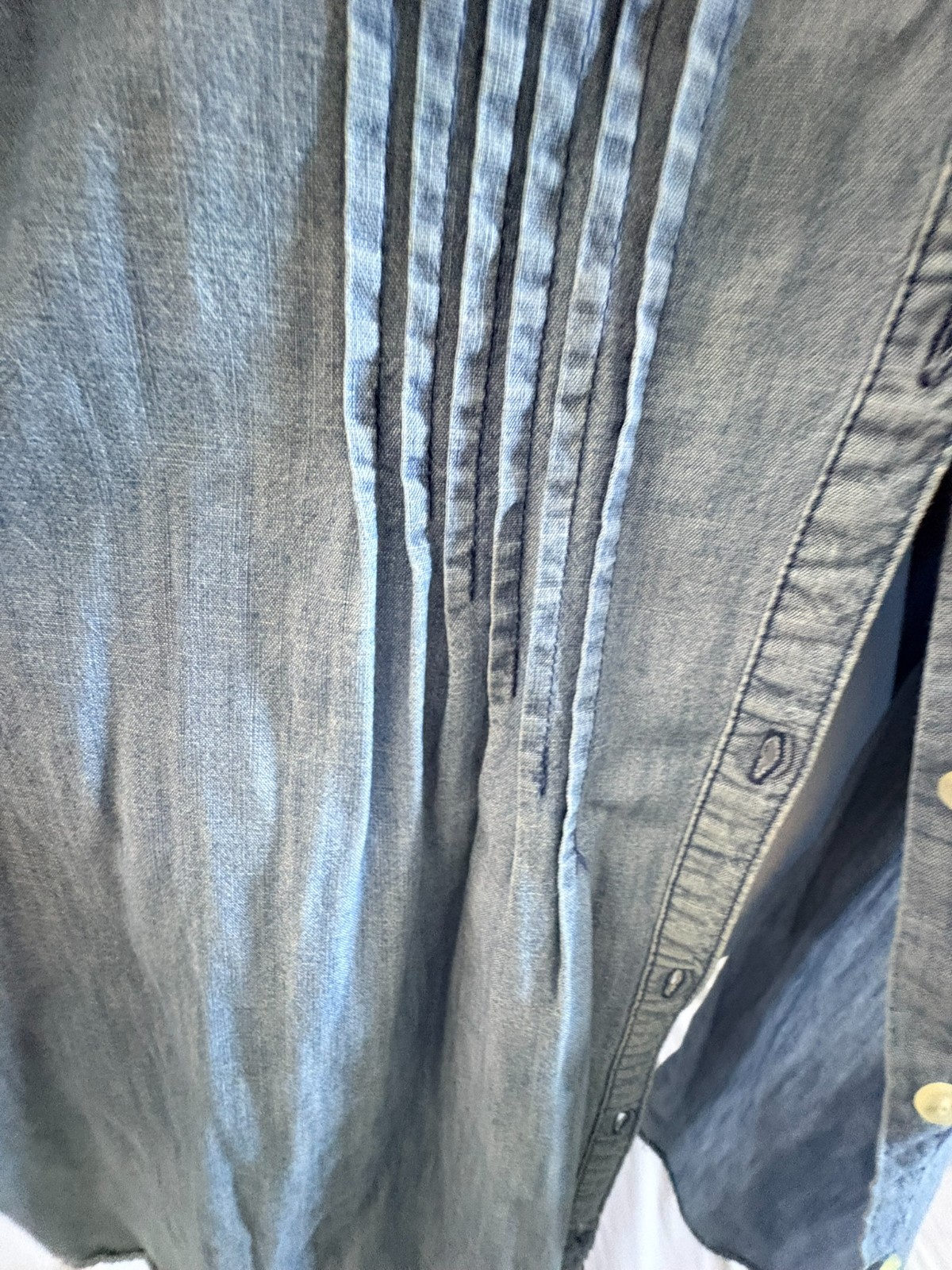 Old Navy Jean Tunic Shirt Womens Size 3X Light Blue Long Sleeve Pleats Button Up