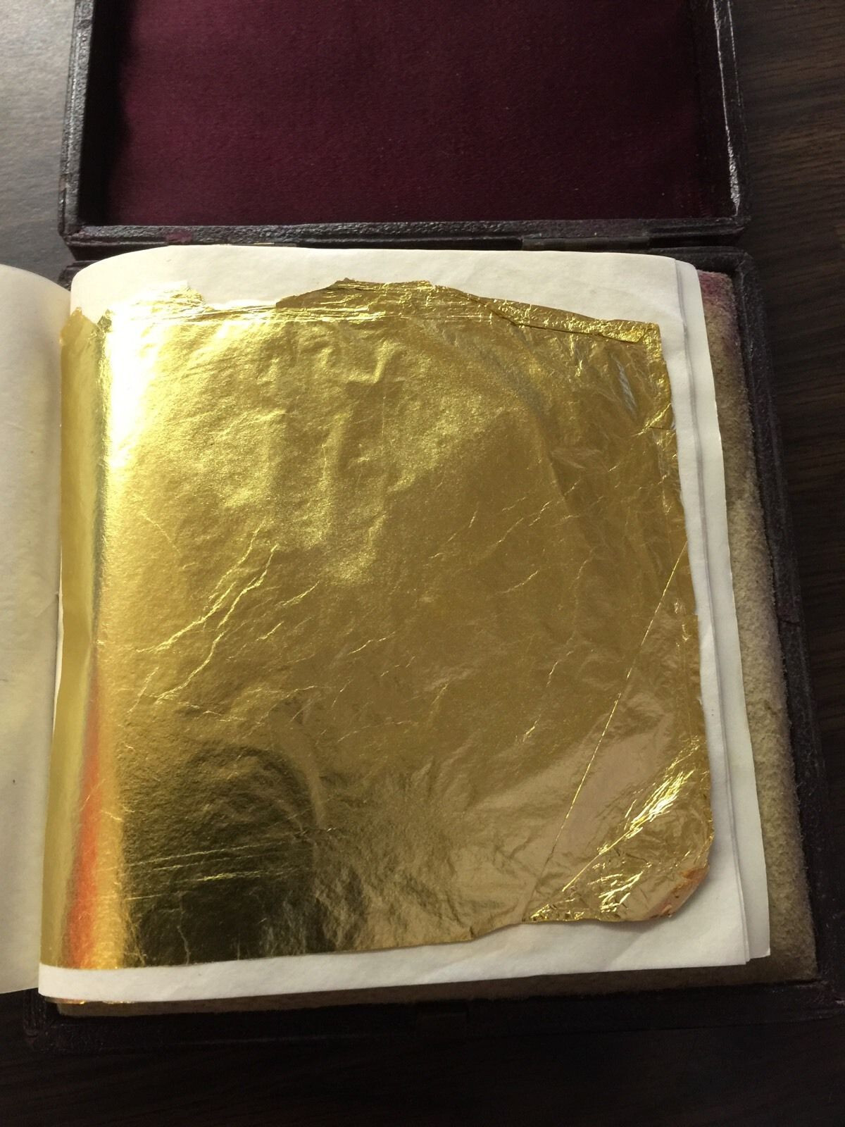 antique Ash's cohesive gold foil - dental