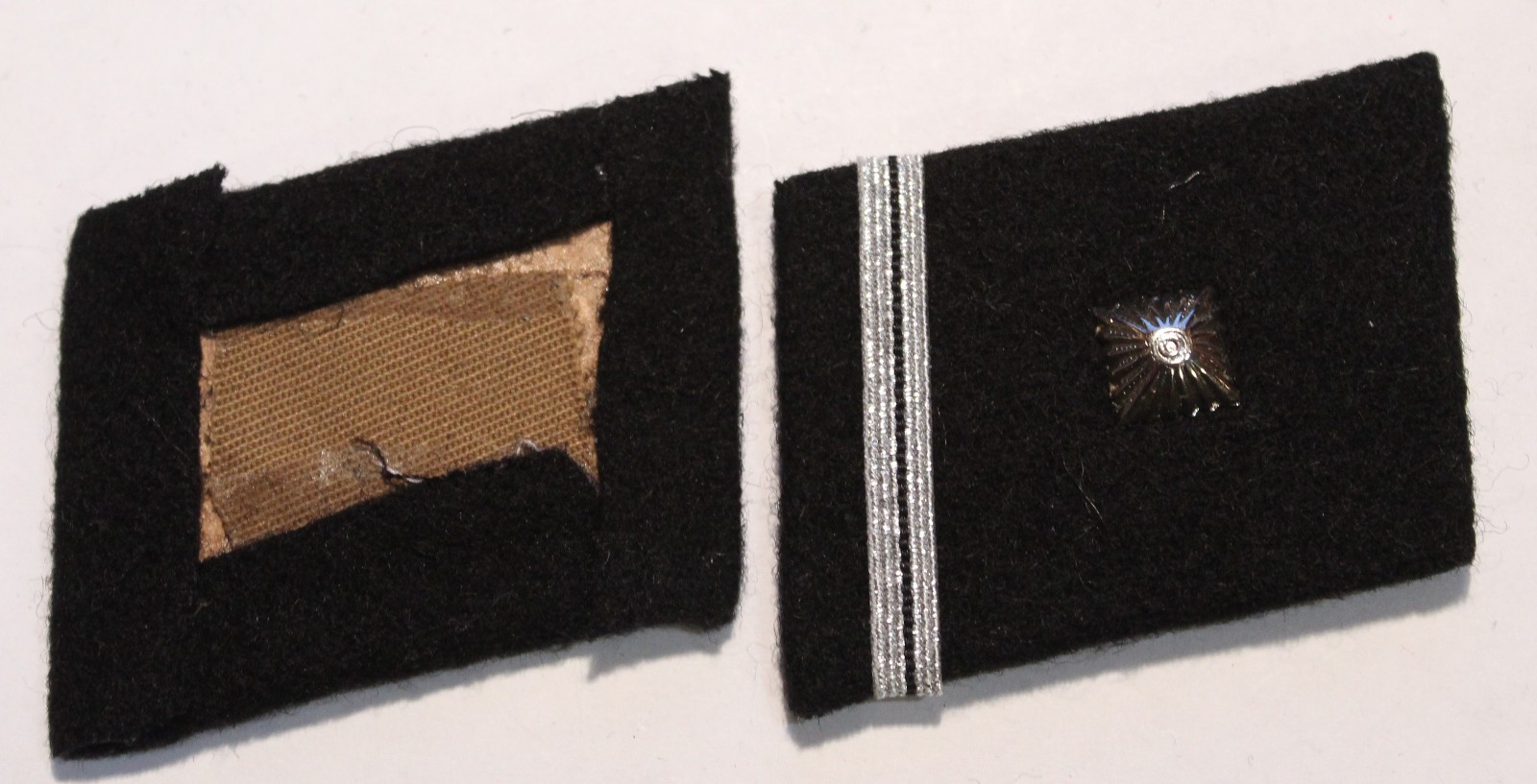 WW2 German Elite NCO Sharfuhrer collar tab set