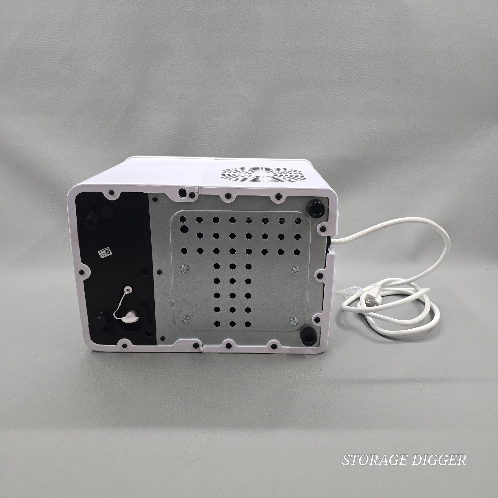 2024 Ambiano 26 lb. Countertop Ice Maker, Model GT-EWM-04-US, Made in China