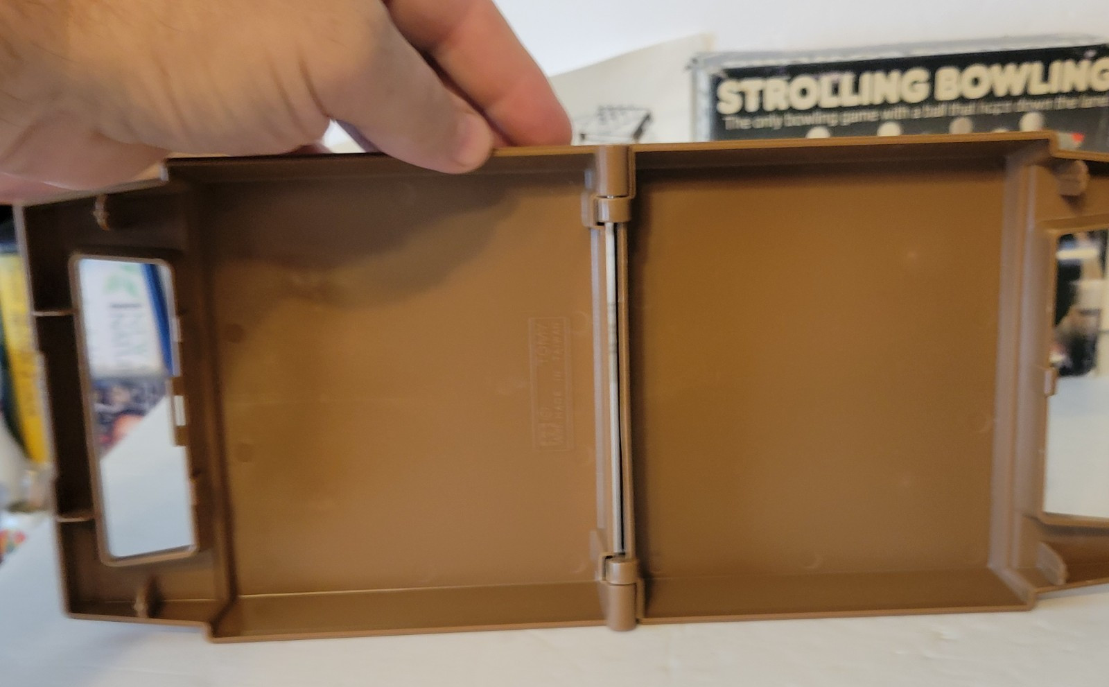 VINTAGE 1980s TOMY WIND UP STROLLING BOWLING GAME WITH BOX WORKING