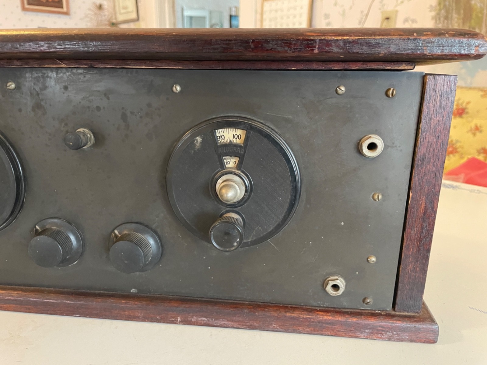 Vintage 1920s Unbranded Radio