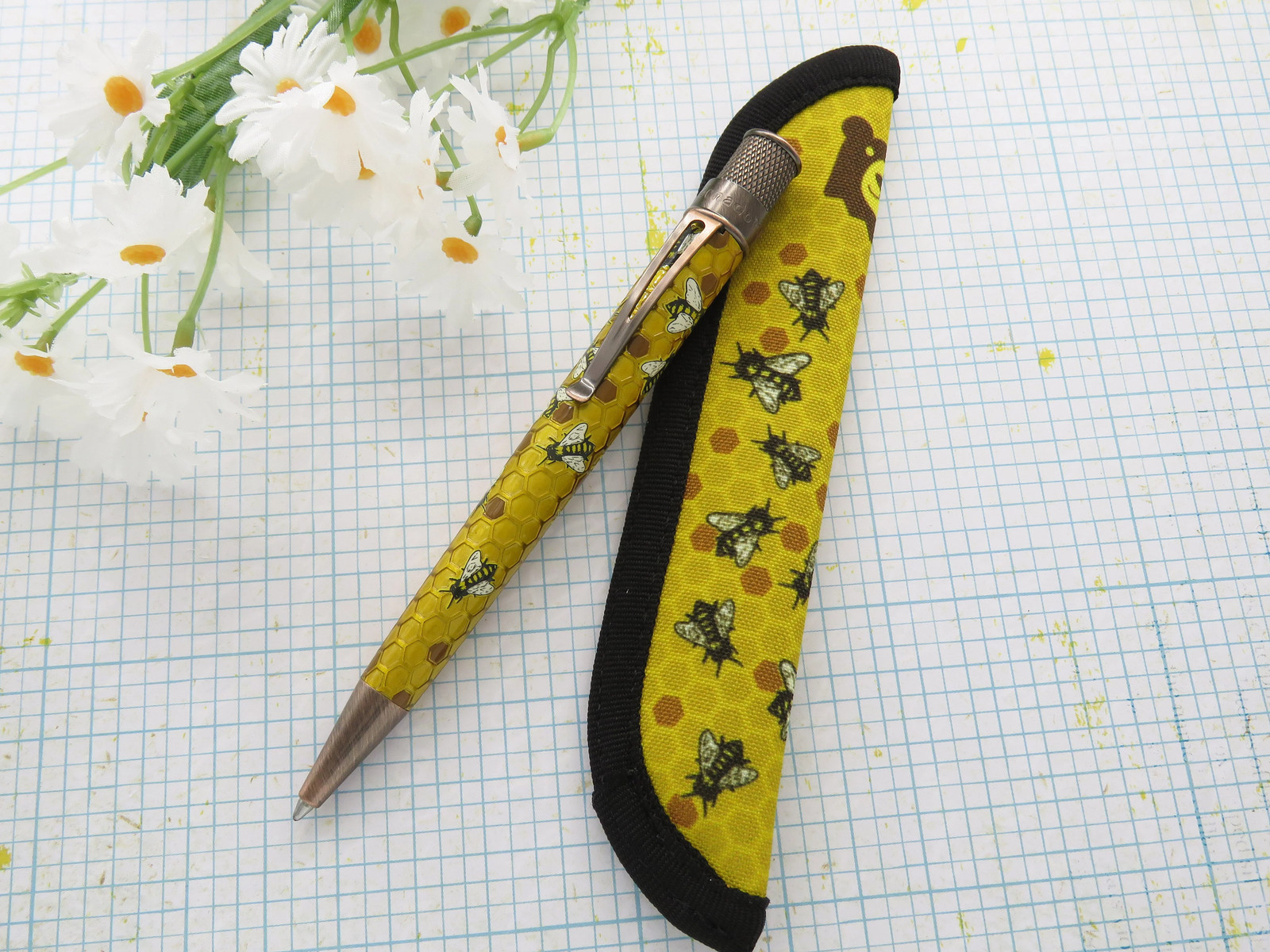 Retro 51 Tornado™ Rescue Ballpoint Pen - "Buzz" Honeybee