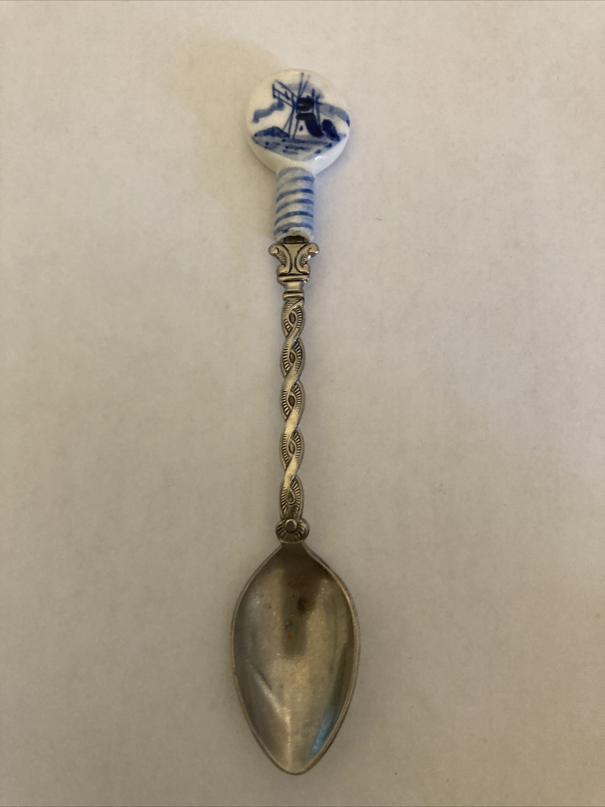Vintage Souvenir Spoon Collectible. Holland Windmill