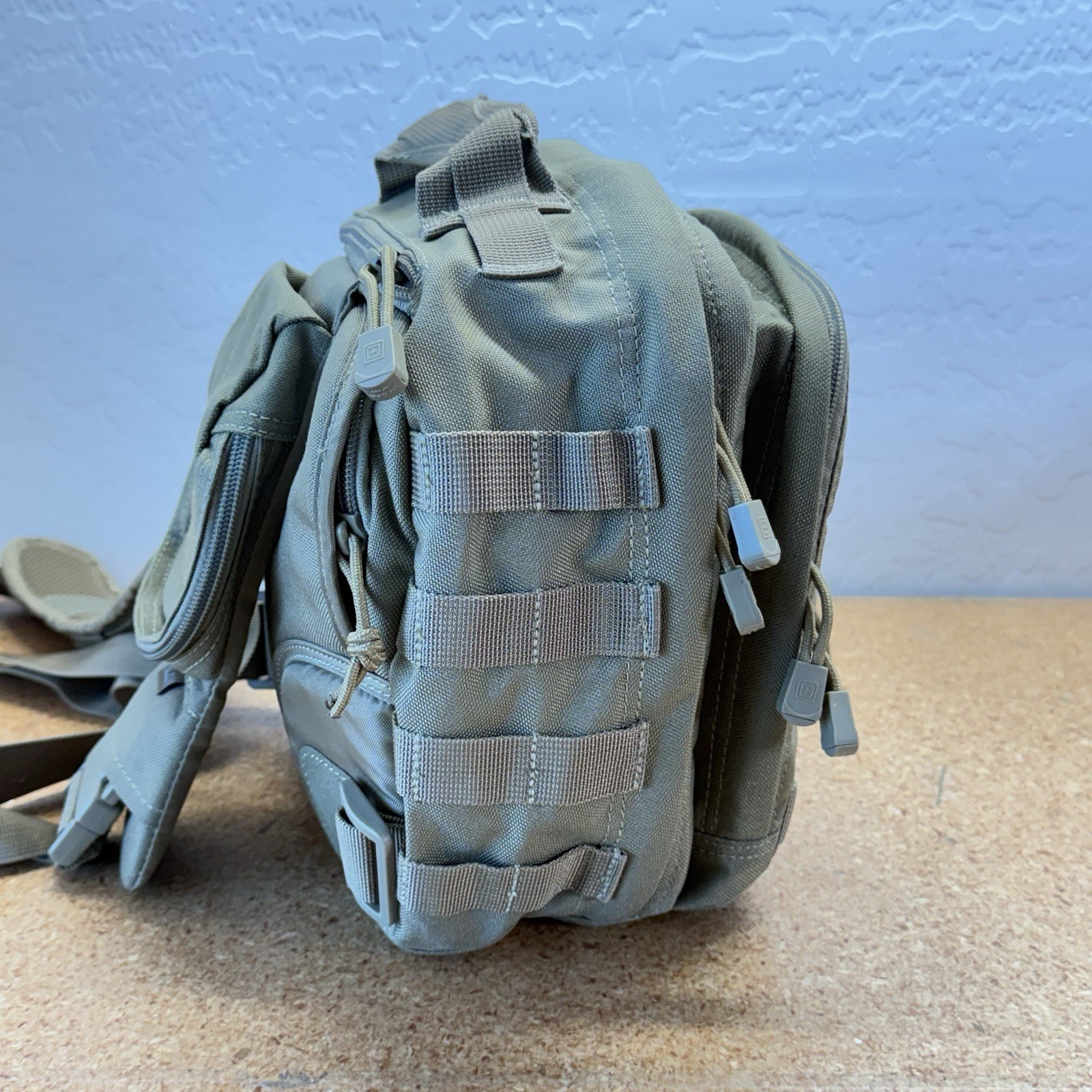 5.11 Tactical Rush Moab 6 Sling Pack 11L Ranger Green