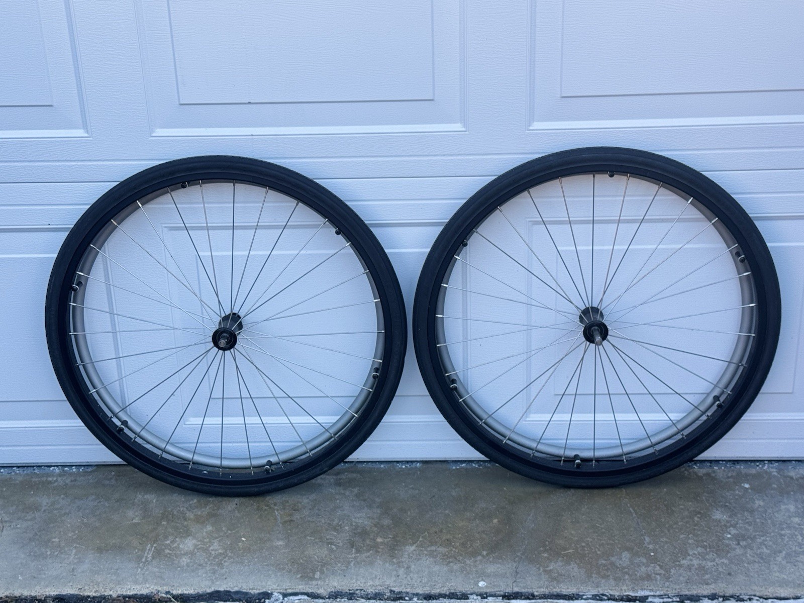 Pair of 24" Primo Xpress Wheelchair Wheels 37-540 Quick Release Quickie Ki