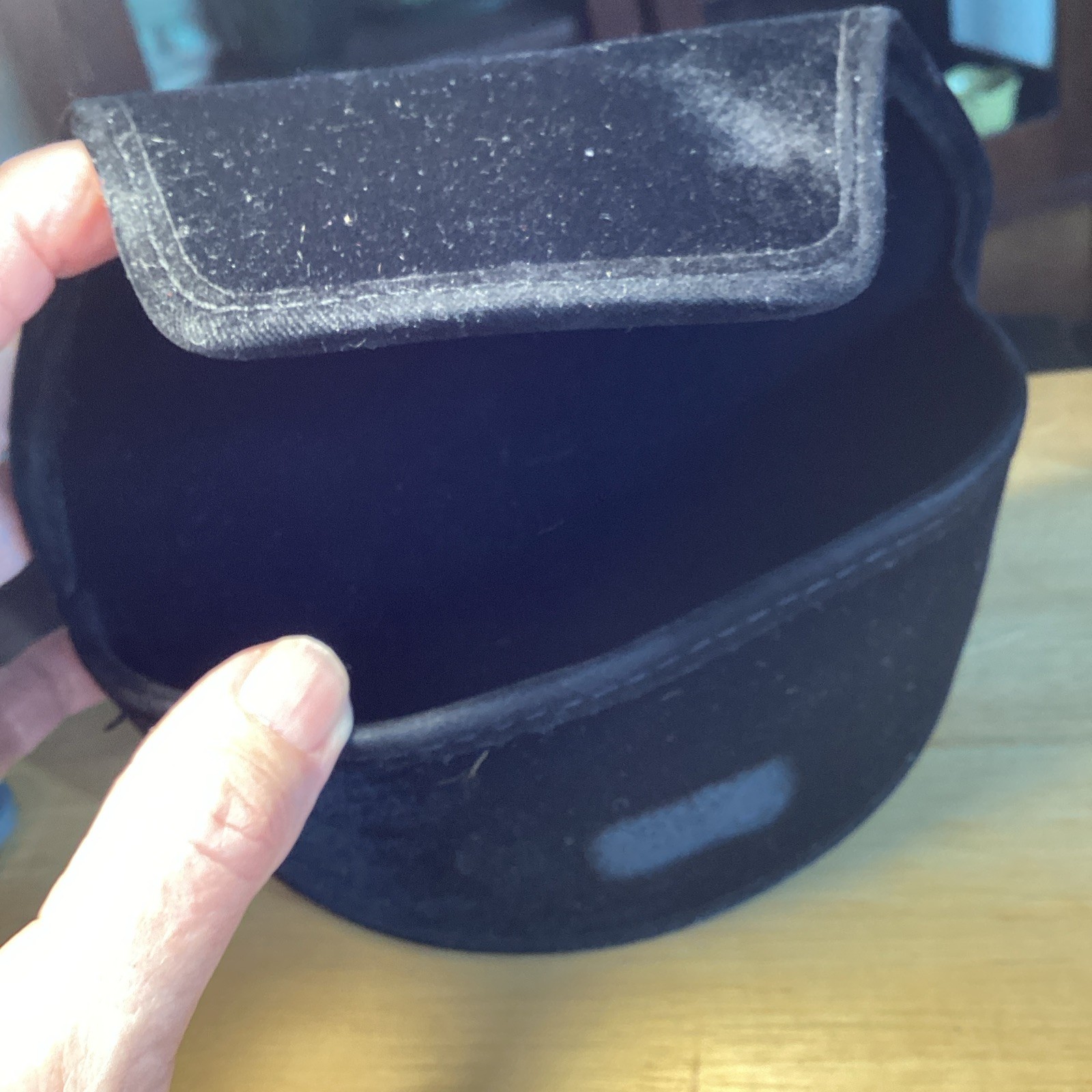 New Marc By Marc JACOBS Black Velvet Eyeglass Sunglass Case Magnetic Closure