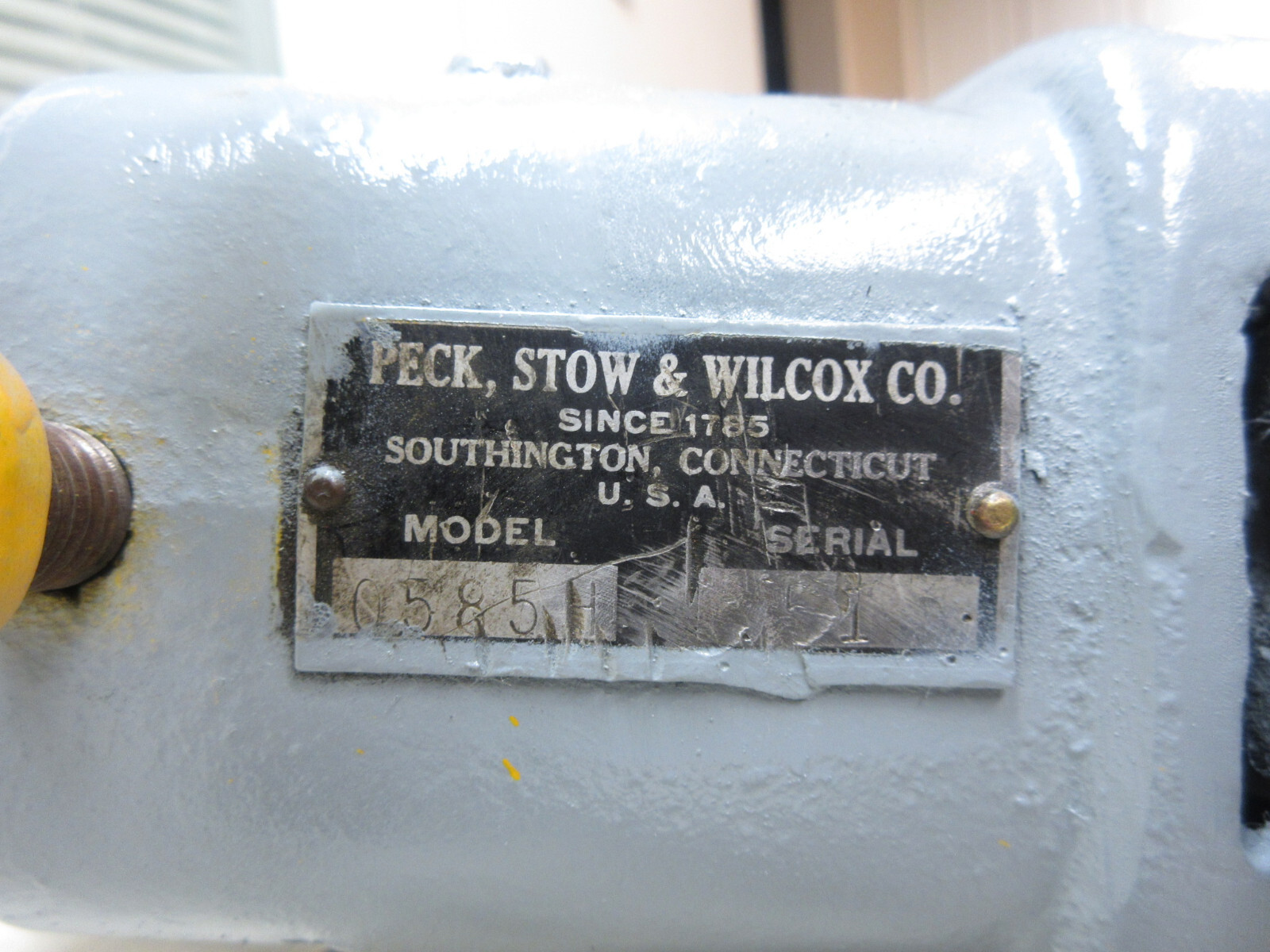 Pexto 0585H Sheet Metal Beading & Crimping Machine w/ Bench Mount Used