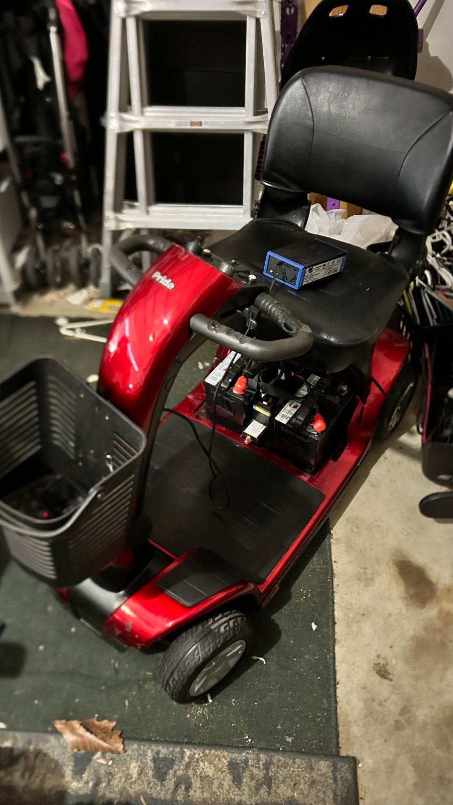 (MUST FIGURE OUT OWN SHIPPING!!!) Pride HVY DTY 4 Wheel Mobility Scooter whlchar