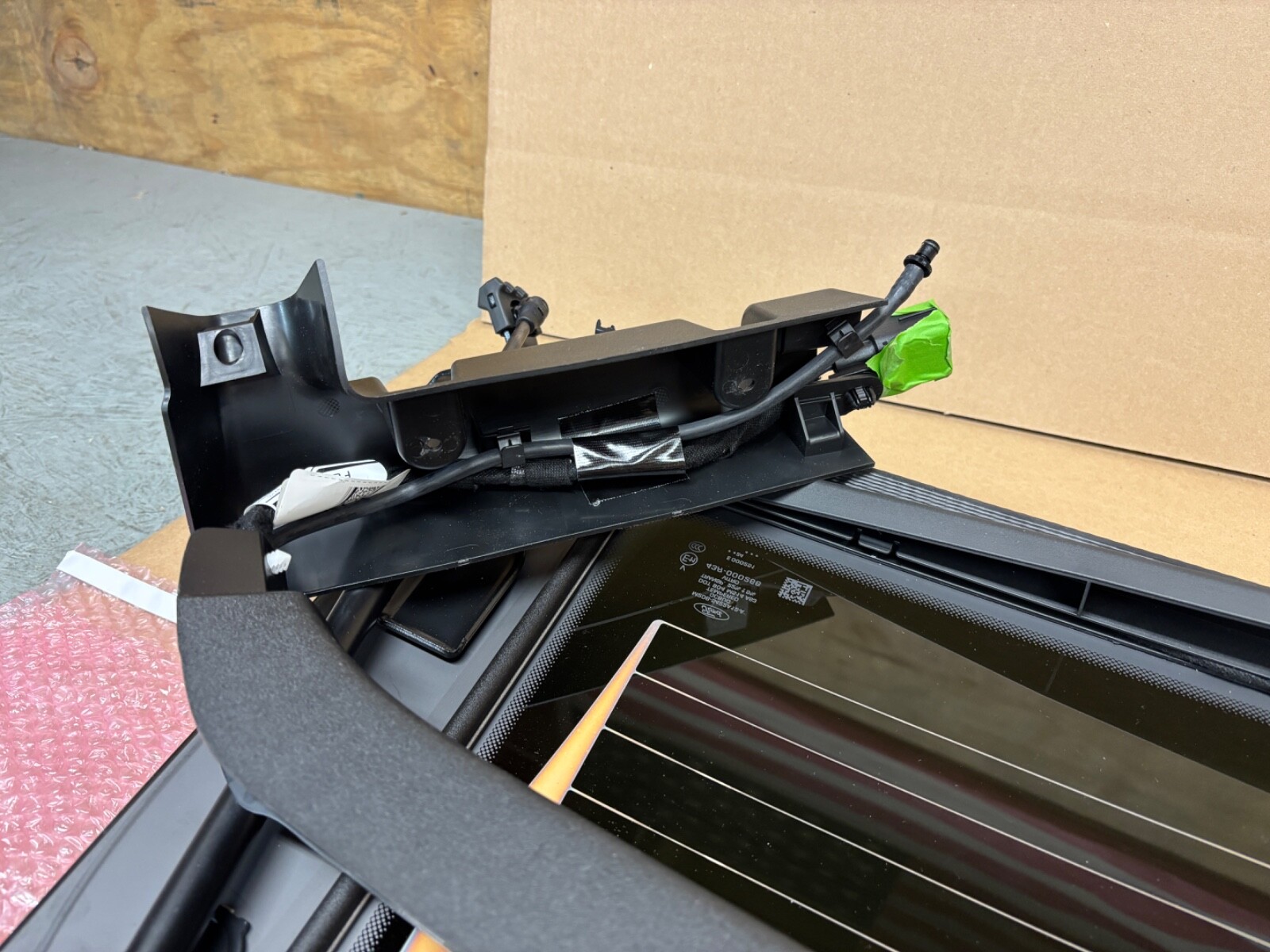 OEM TAKE OFF 2021-2024 Ford Bronco Rear Back Window Back Glass Heated