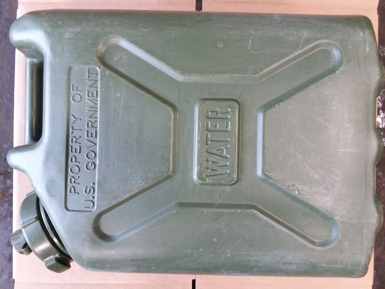 Scepter Plastic Military Water Container Green Tan Black