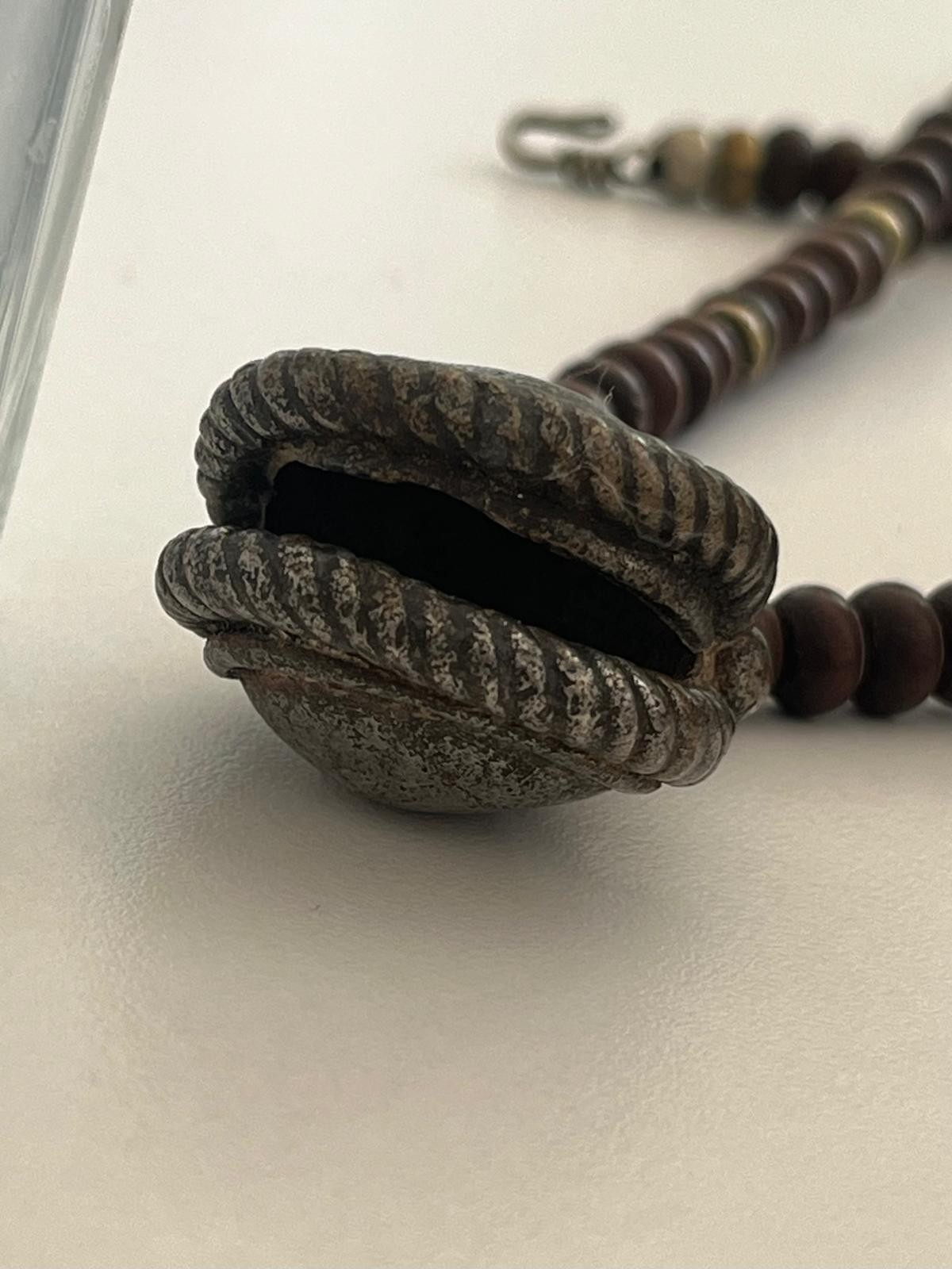 1930's Nepal himalayan Necklace with horn bead & Shell Pendant with pearl