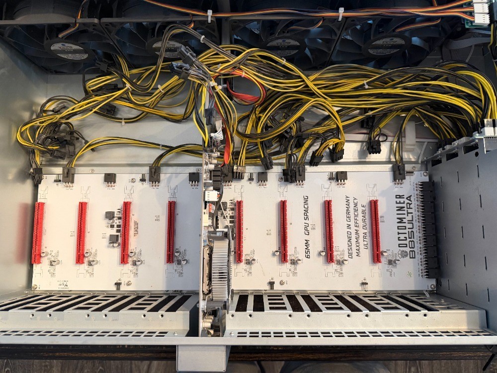 Octominer X8 ULTRA Plus 3000W