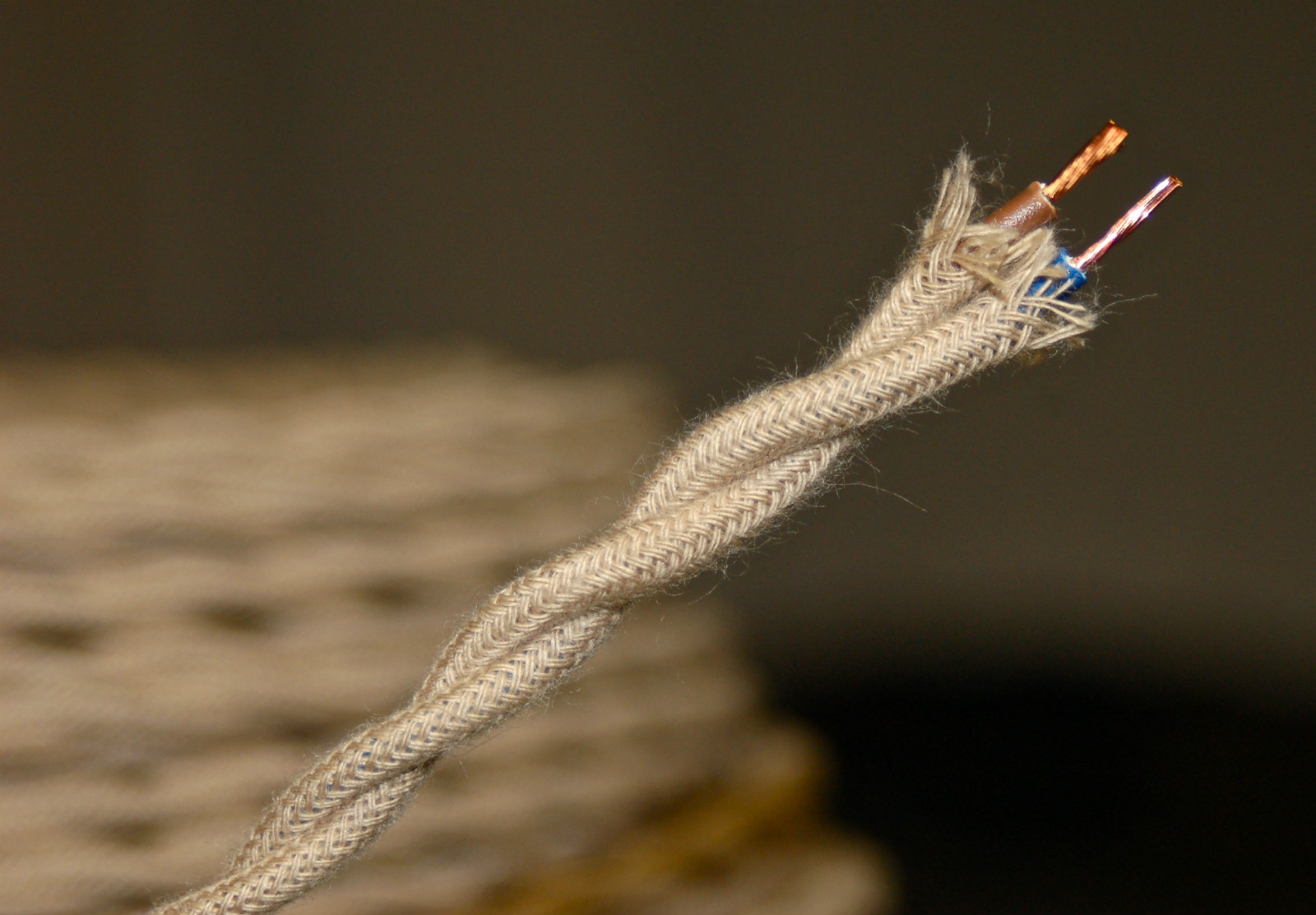 Tan Twisted Cloth Covered Wire, Beige Vintage Style Lamp Cord, Antique Lights