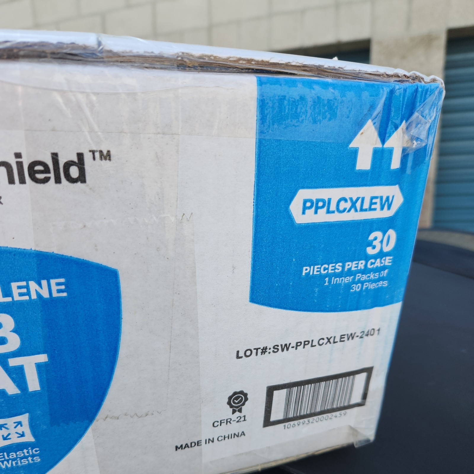 XL Lab Coat White Ambishield Disposable Polypropylene w/ snaps 30 per case