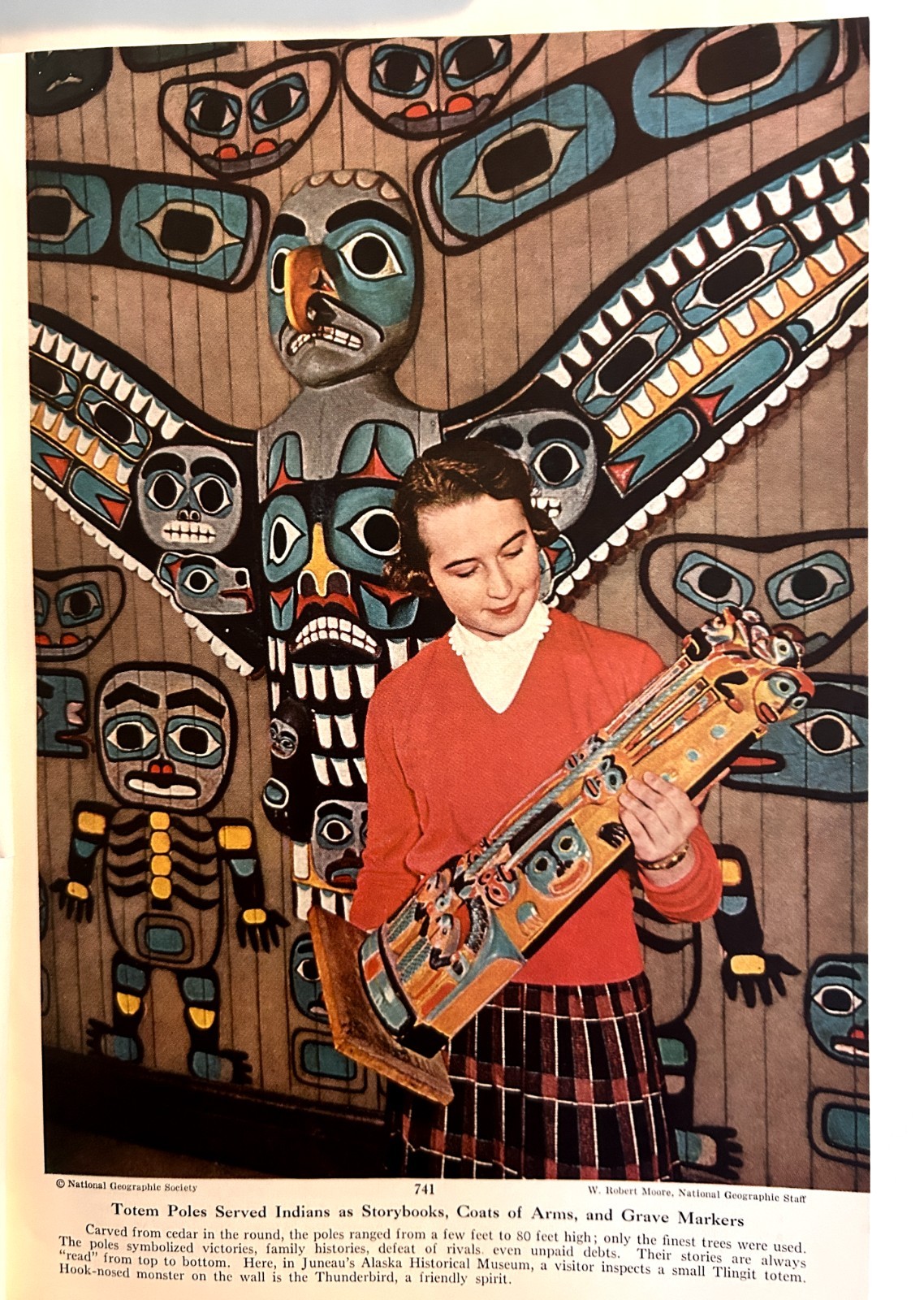 10 National Geographic Magazines Lot 1900-2010 No Dups Junk Journal Art Collage