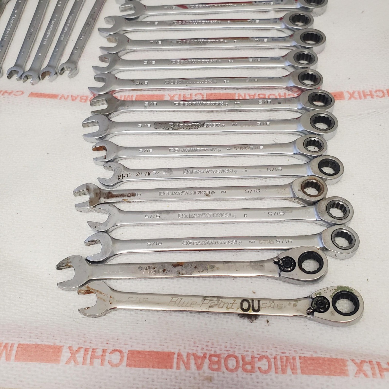 Lot of 28 Gear Wrench & Blue Point Combination Wrench Set LOT-388
