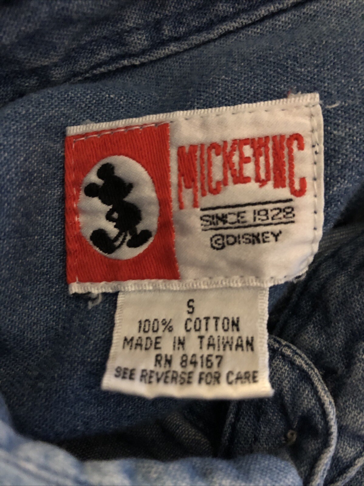 Vintage Disney Mickey Inc Button Blue Denim Shirt Embroidered Sports Size Small