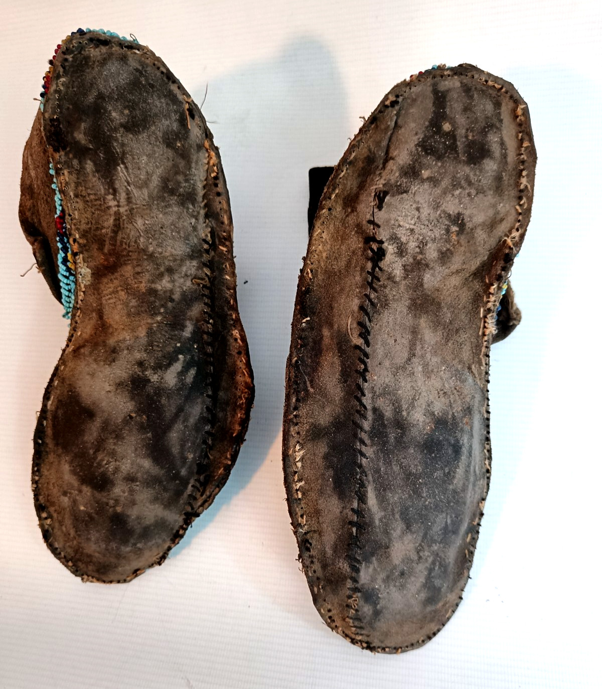 Native American Antique Beaded plains moccasins