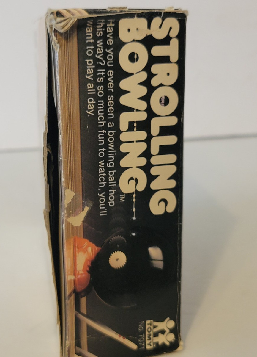 VINTAGE 1980s TOMY WIND UP STROLLING BOWLING GAME WITH BOX WORKING