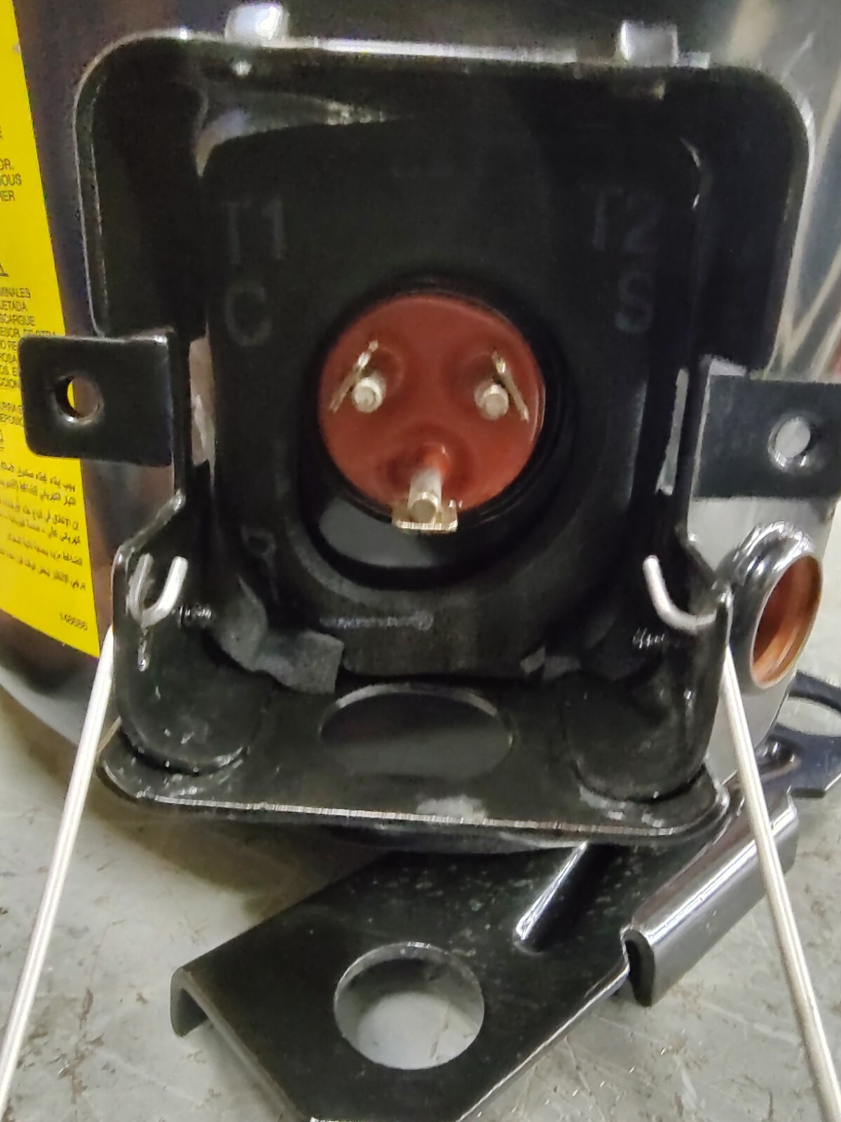 Bristol L63B562BBKB Low Temp Refrigeration Compressor 1 Ph 220/240V 50hz