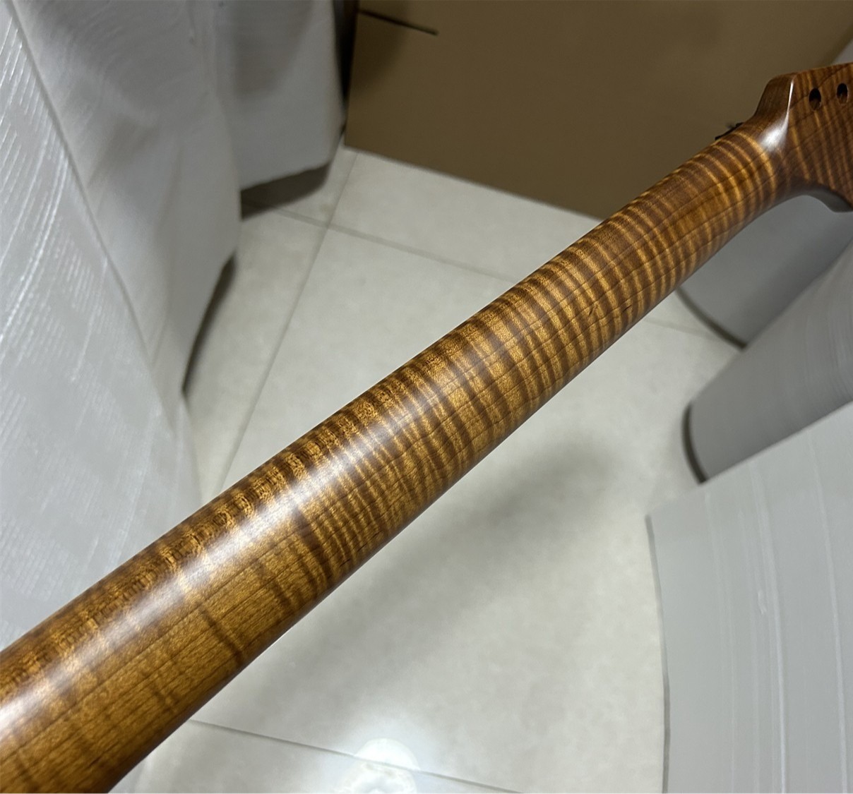 AAAA REVERSE HEAD ROASTED FLAME MAPLE 22 FRET GUITAR NECK LOCKING NUT