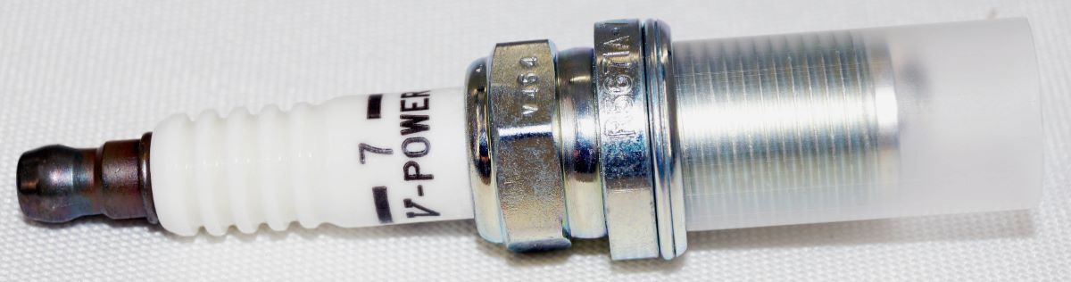 Pack of 8 Genuine NGK 4091 V-Power Racing Spark Plug R5671A7