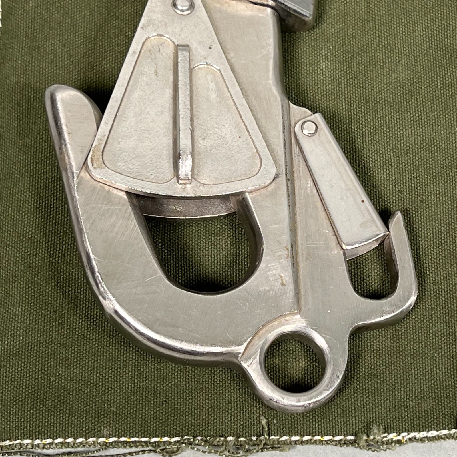 Vietnam War HELICOPTER "PELICAN" RESCUE HOOK (MS 18027-2A) Aerial M&TC AMTC NICE