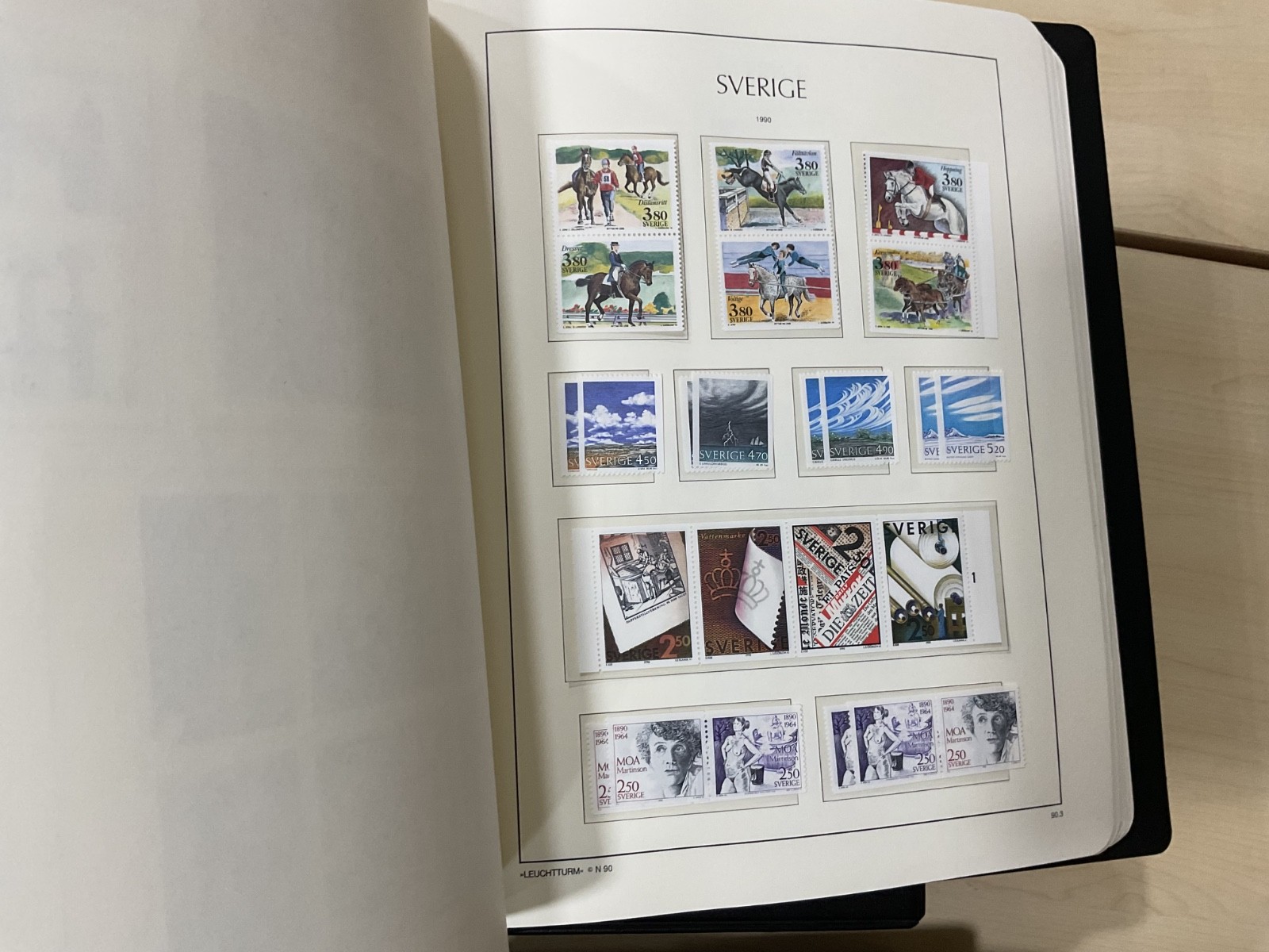 Sweden stamps. 1970 - 2008. 2 Light house albums. G/208*