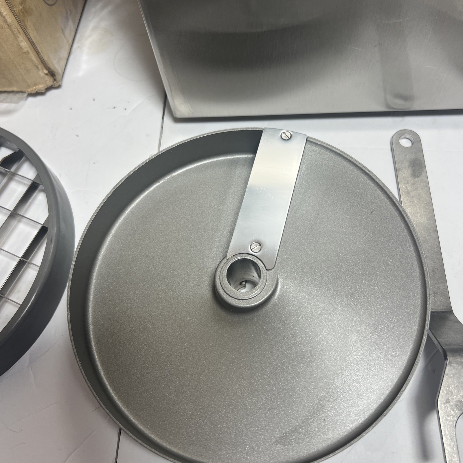 Robot Coupe CL 52 E Series E Continuous Feed Vegetable / Food Processor W/ Discs